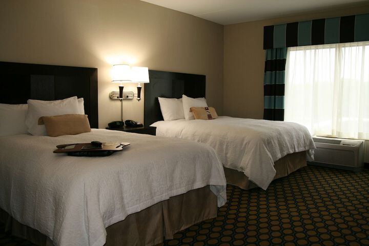 Room 12 of 34