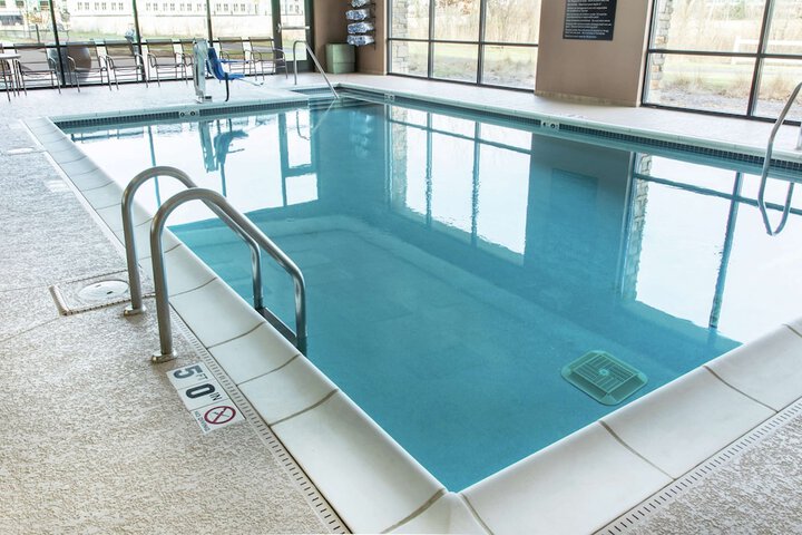 Pool 4 of 60