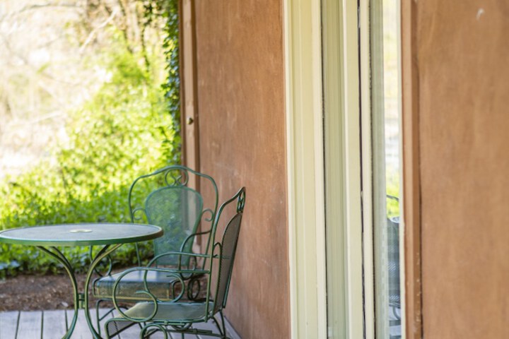 The Chimney Rock Inn & Cottages
