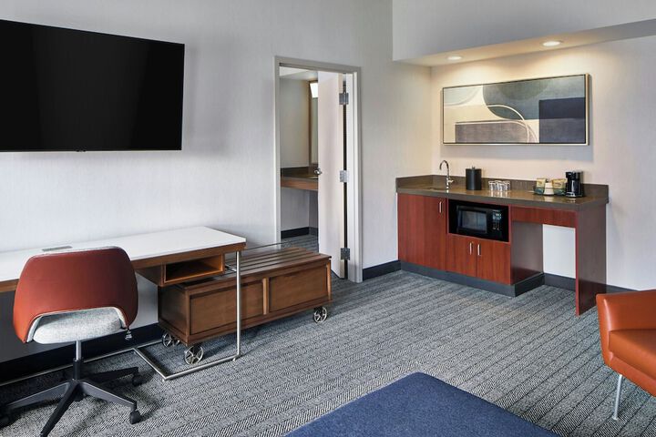Courtyard by Marriott Providence Downtown
