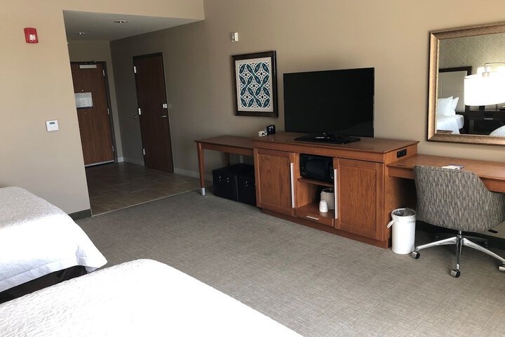 Room 25 of 34