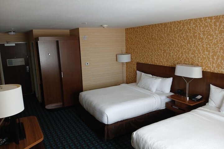Room 18 of 36