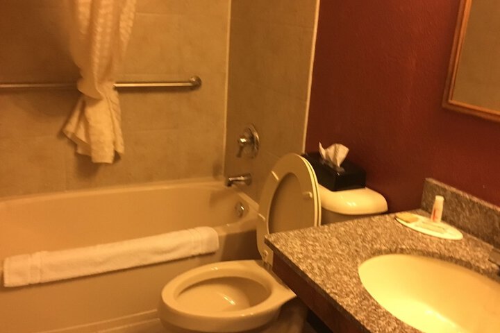 Room 15 of 46