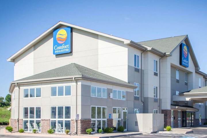 Hotel 2 of 43