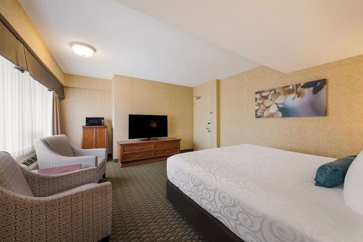 Room 16 of 56