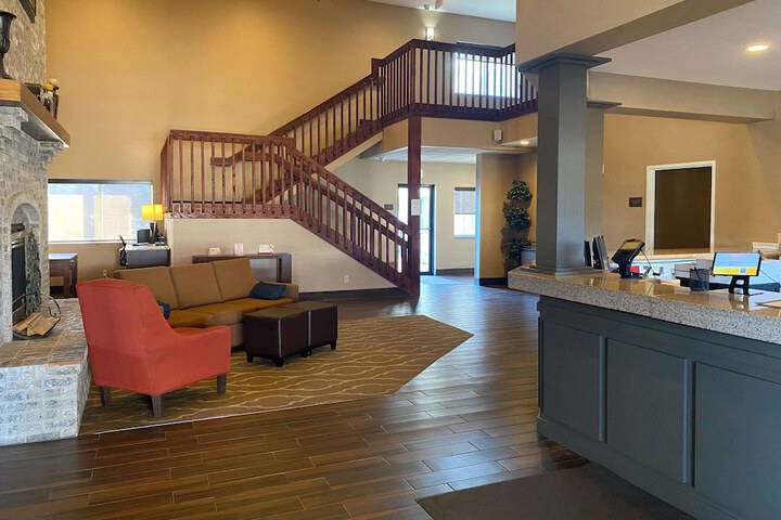 Hotel Interior 9 of 41
