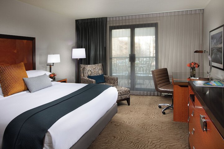 The Paramount Hotel