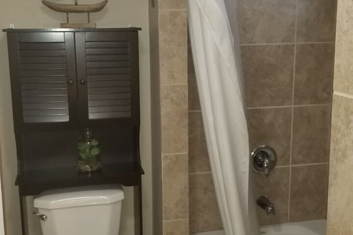 Hot Tub 193 of 245