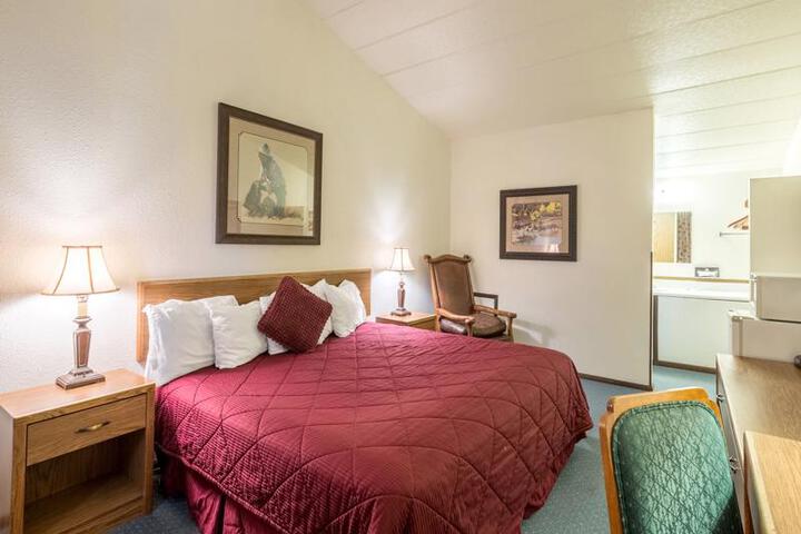 Rodeway Inn