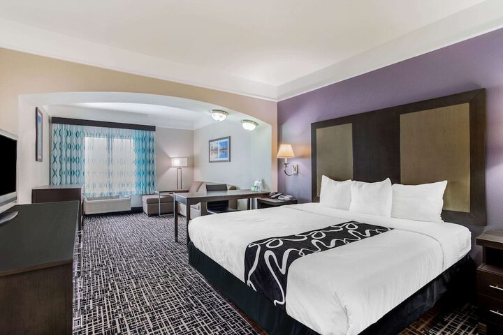 La Quinta Inn & Suites by Wyndham Fultondale Birmingham N