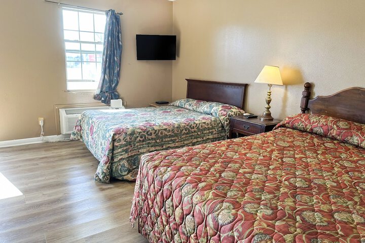 Room 27 of 51