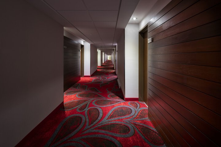 Ballroom/Hall 37 of 45