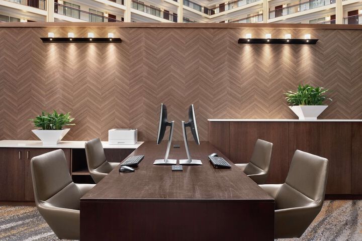 Business Center 44 of 44