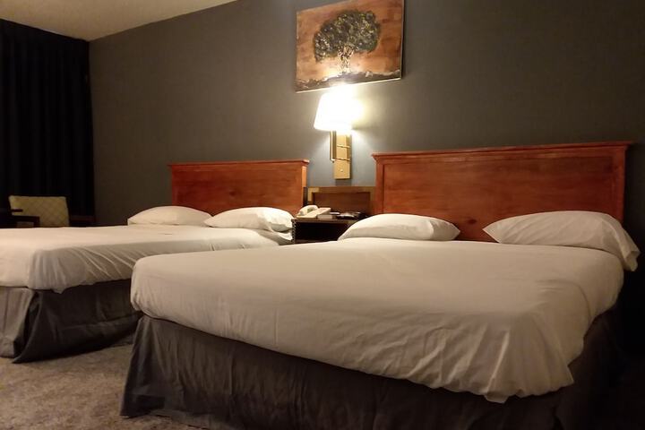 Room 9 of 11