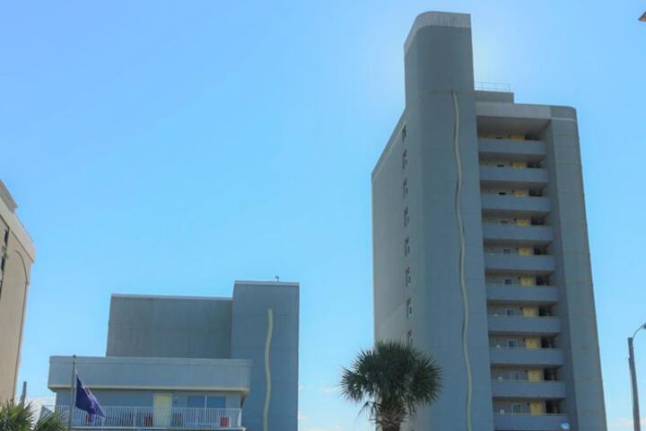 Hotel 8 of 57