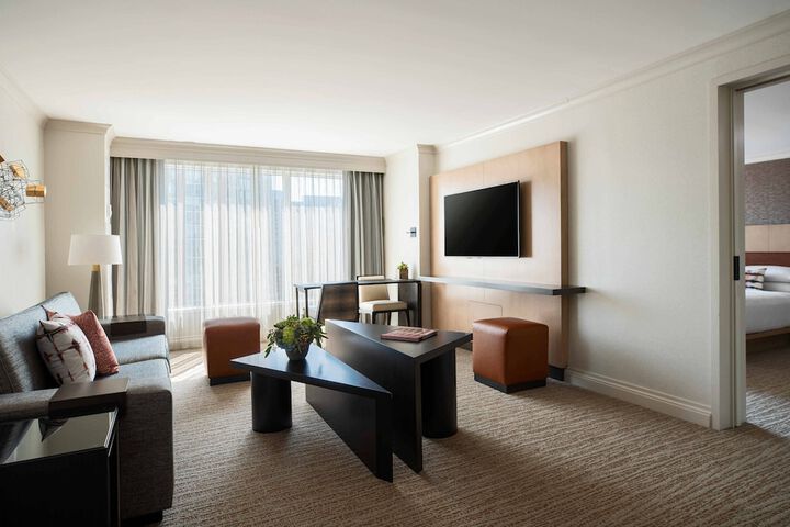Room 42 of 125