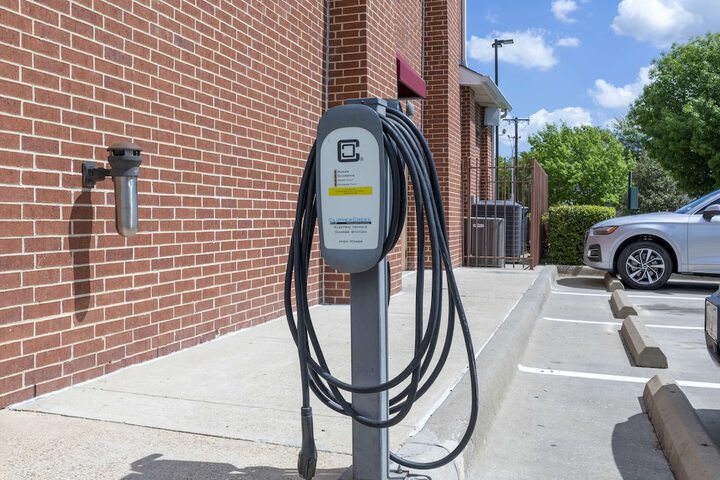 Best Western Plus Duncanville / Dallas