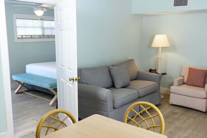 Room 51 of 75