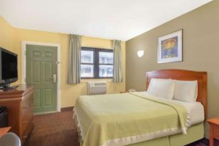 Travelodge Elmsford