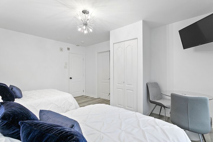 Room 16 of 56