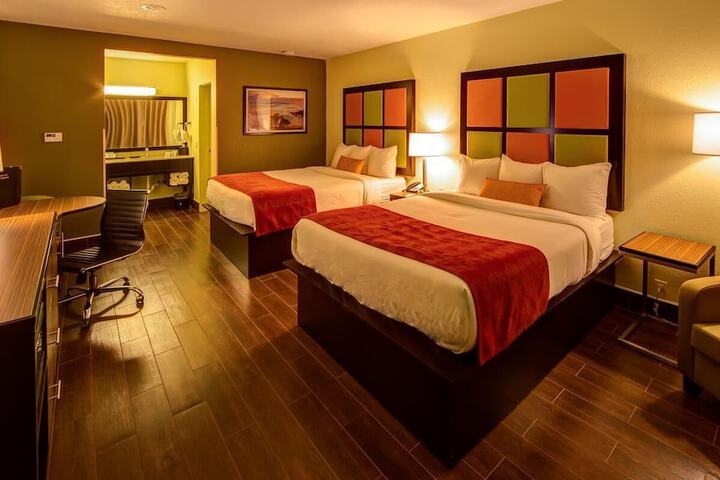 Hotel 6 of 73