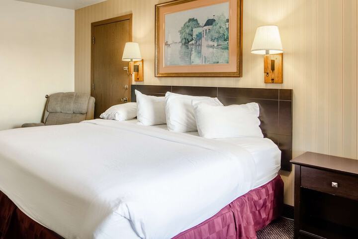 Americas Best Value Inn & Suites Ft. Collins E at I-25