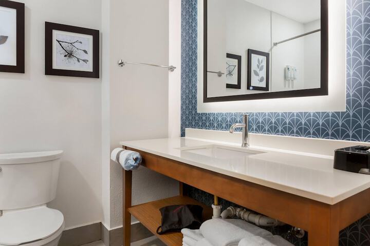 Country Inn & Suites by Radisson Georgetown, KY