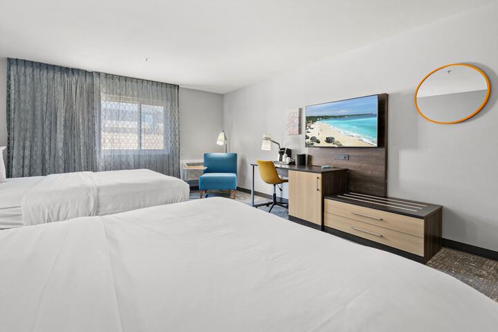 Room 7 of 40