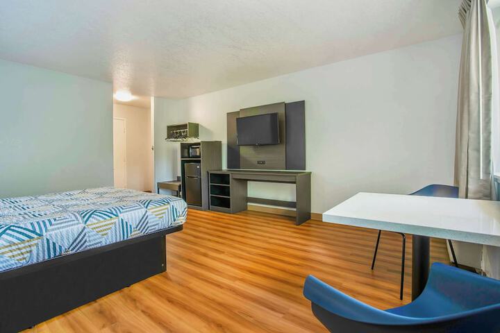 Room 14 of 20
