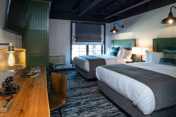 Room 15 of 29