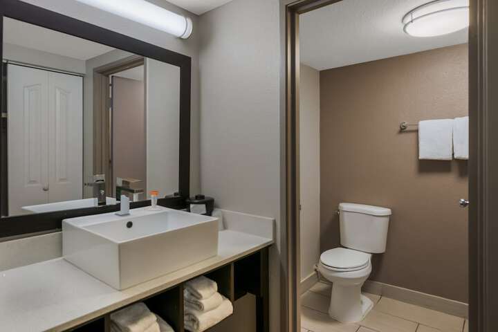 Room 16 of 54