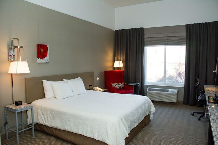 Room 28 of 42
