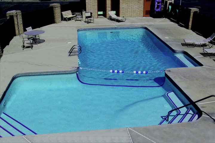 Pool 5 of 28