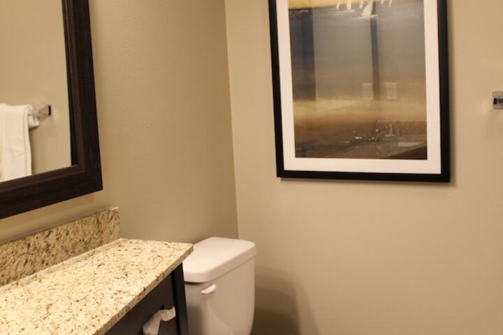 Room 25 of 32