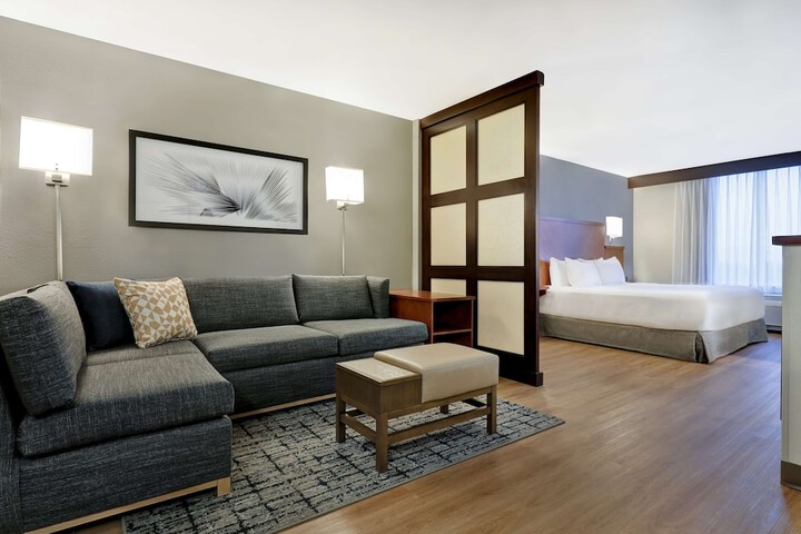 Hyatt Place San Antonio–North / Stone Oak