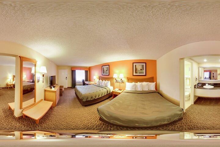 Room 11 of 40
