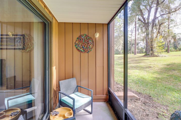 2 Mi to Rainbow Springs: Dunnellon Townhome