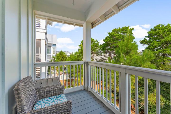 Prominence on 30A by Panhandle Getaways