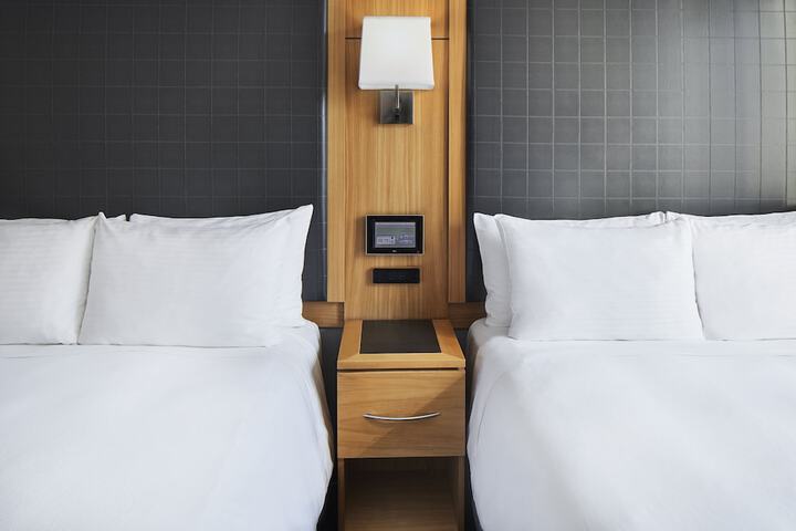 Room 21 of 48