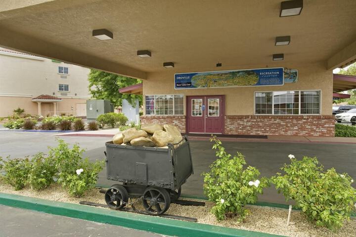 Oroville Value Suites
