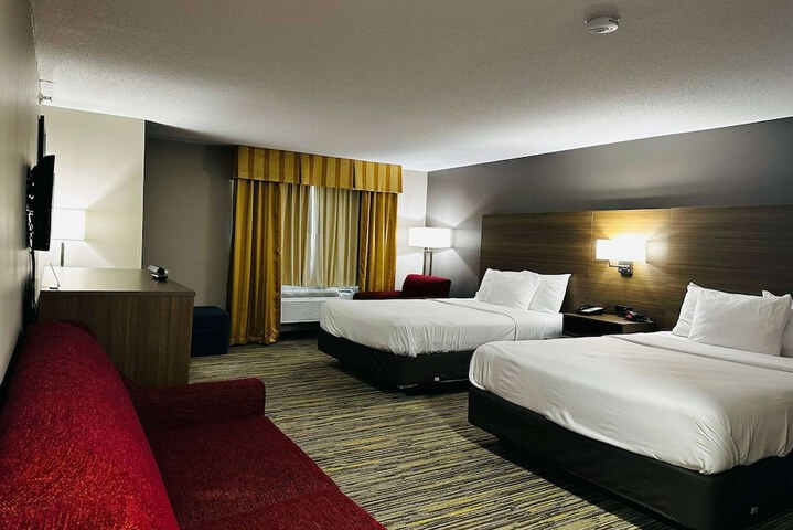 Room 35 of 51