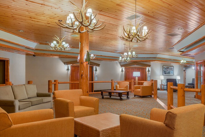 Holiday Inn Resort The Lodge at Big Bear Lake by IHG
