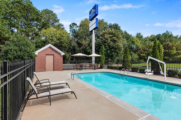 Pool 6 of 51