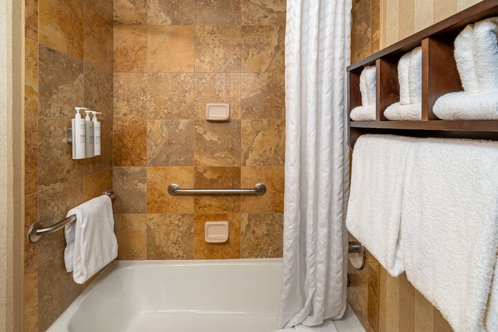 Hampton Inn Nashville / Vanderbilt