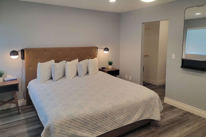 Room 14 of 39