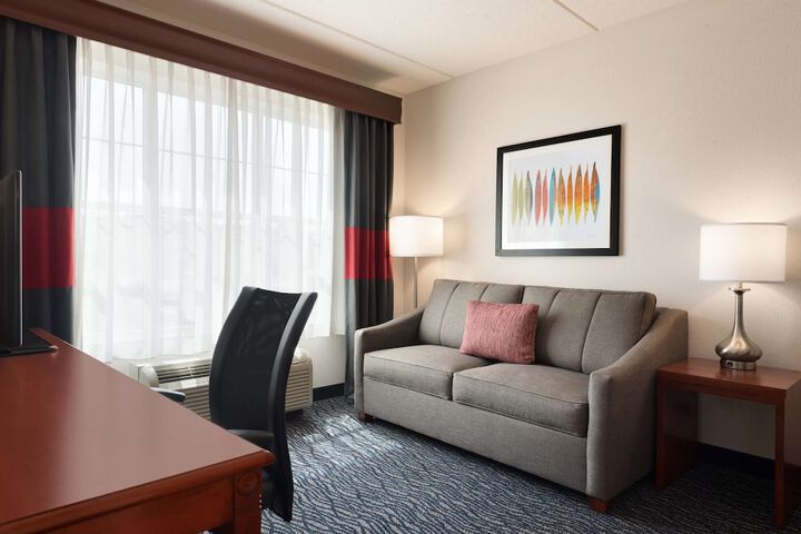 Room 14 of 37