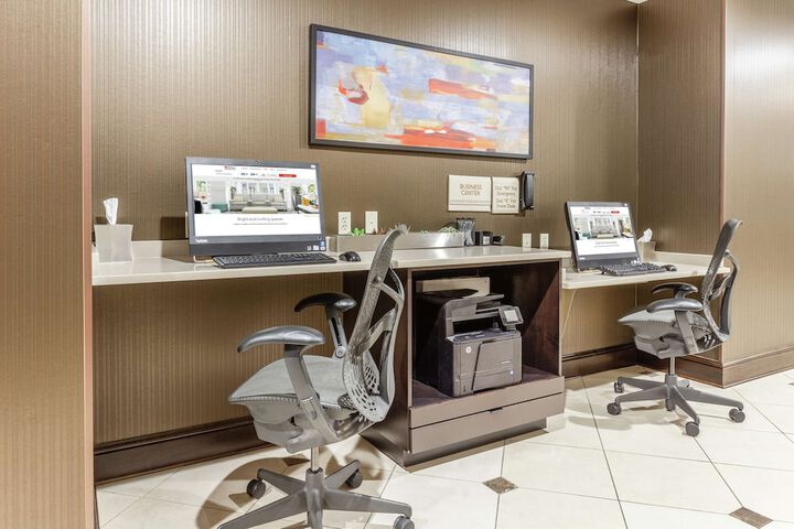 Business Center 35 of 35