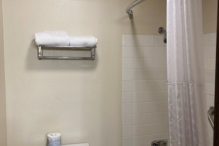 Room 17 of 22