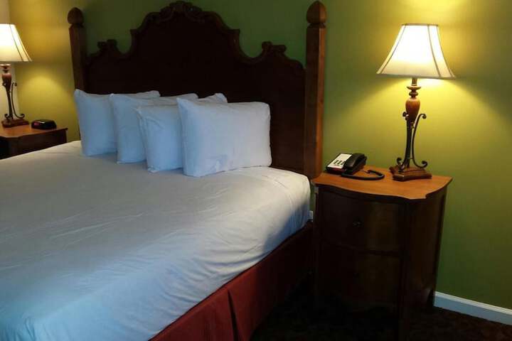 Room 16 of 21