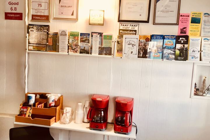 Breakfast/Coffee Service 42 of 51